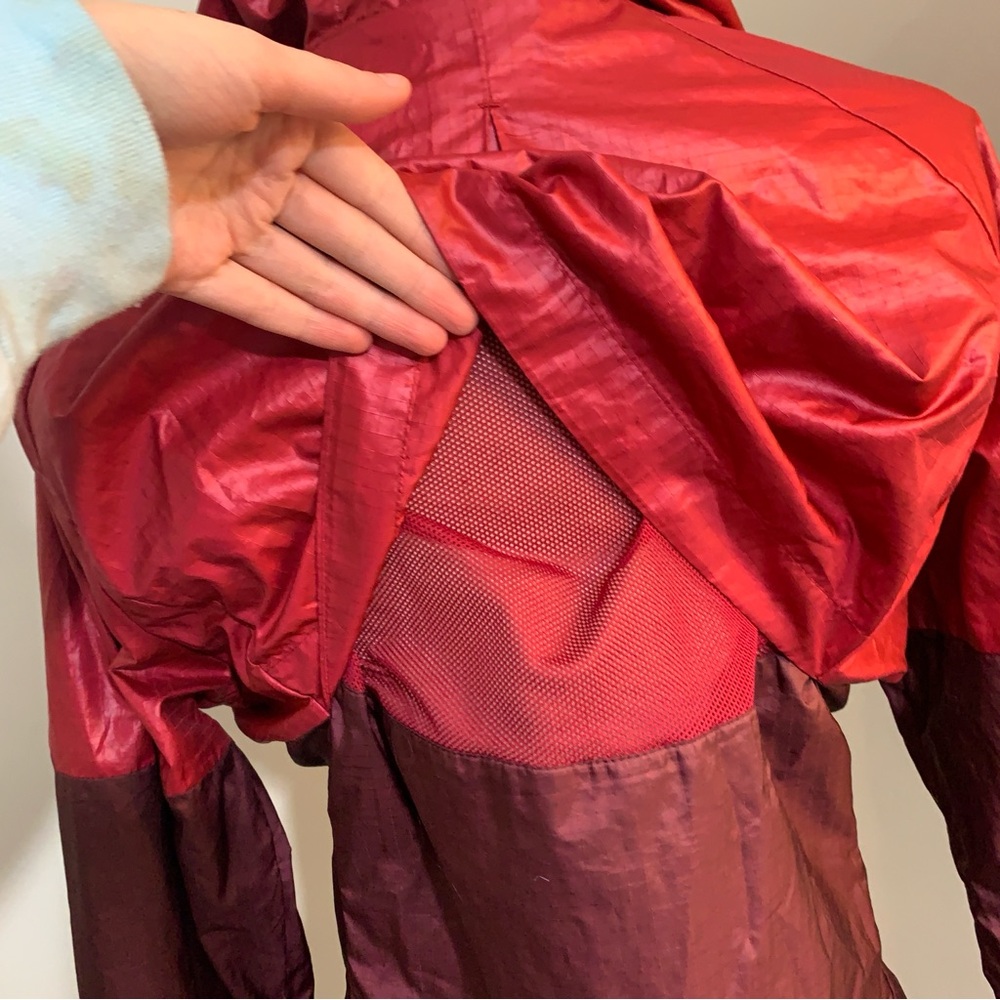 Nike Red and Burgundy Windbreaker Jacket - Picture 8 of 10